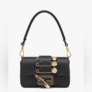 Fendi x VERSACE Vitello Seta Fendace Mini Brooch Baguette Black gold
Fendace